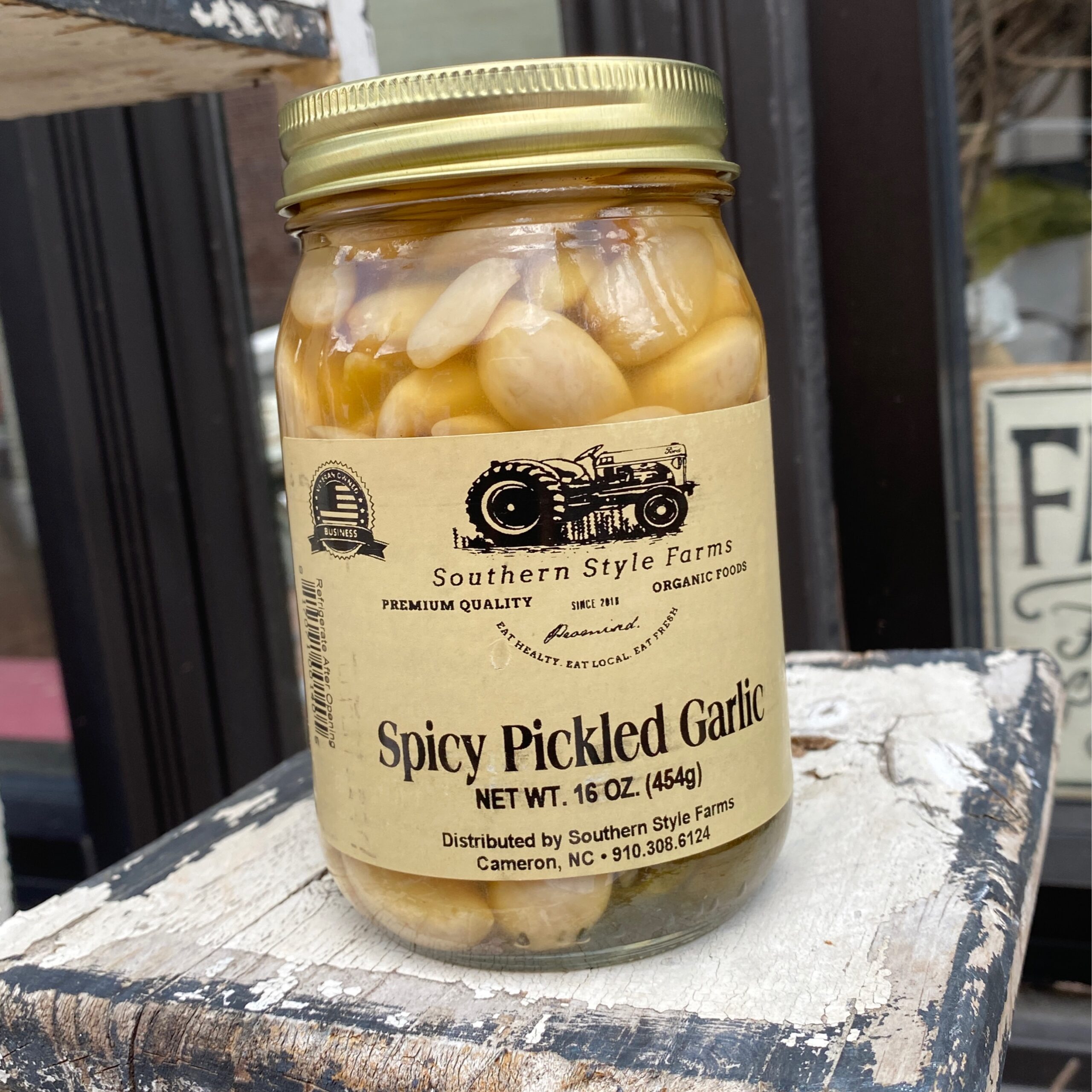 Southern Style Farms Spicy Pickled Garlic 16oz