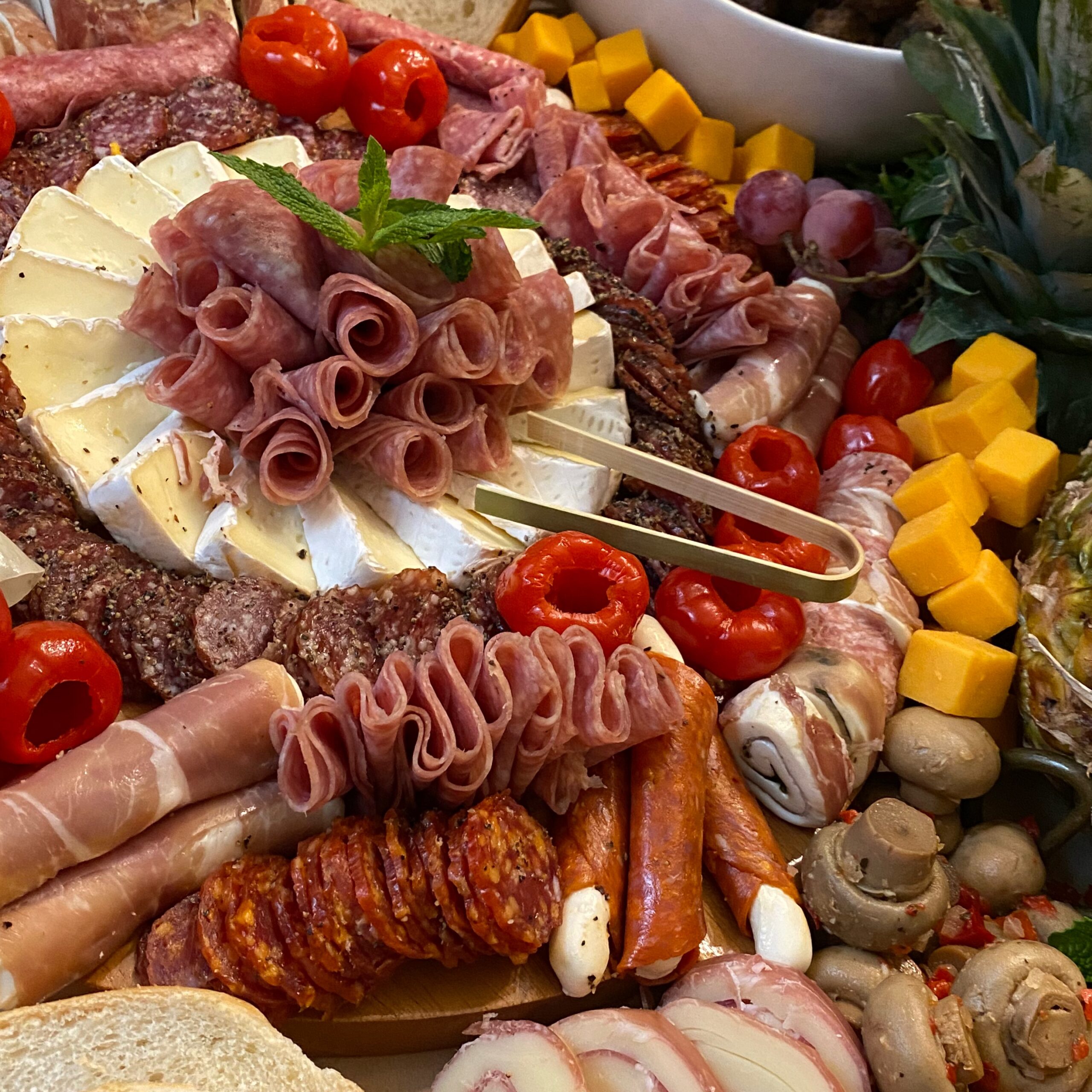 Make your own charcuterie board for beginners 09/07/22