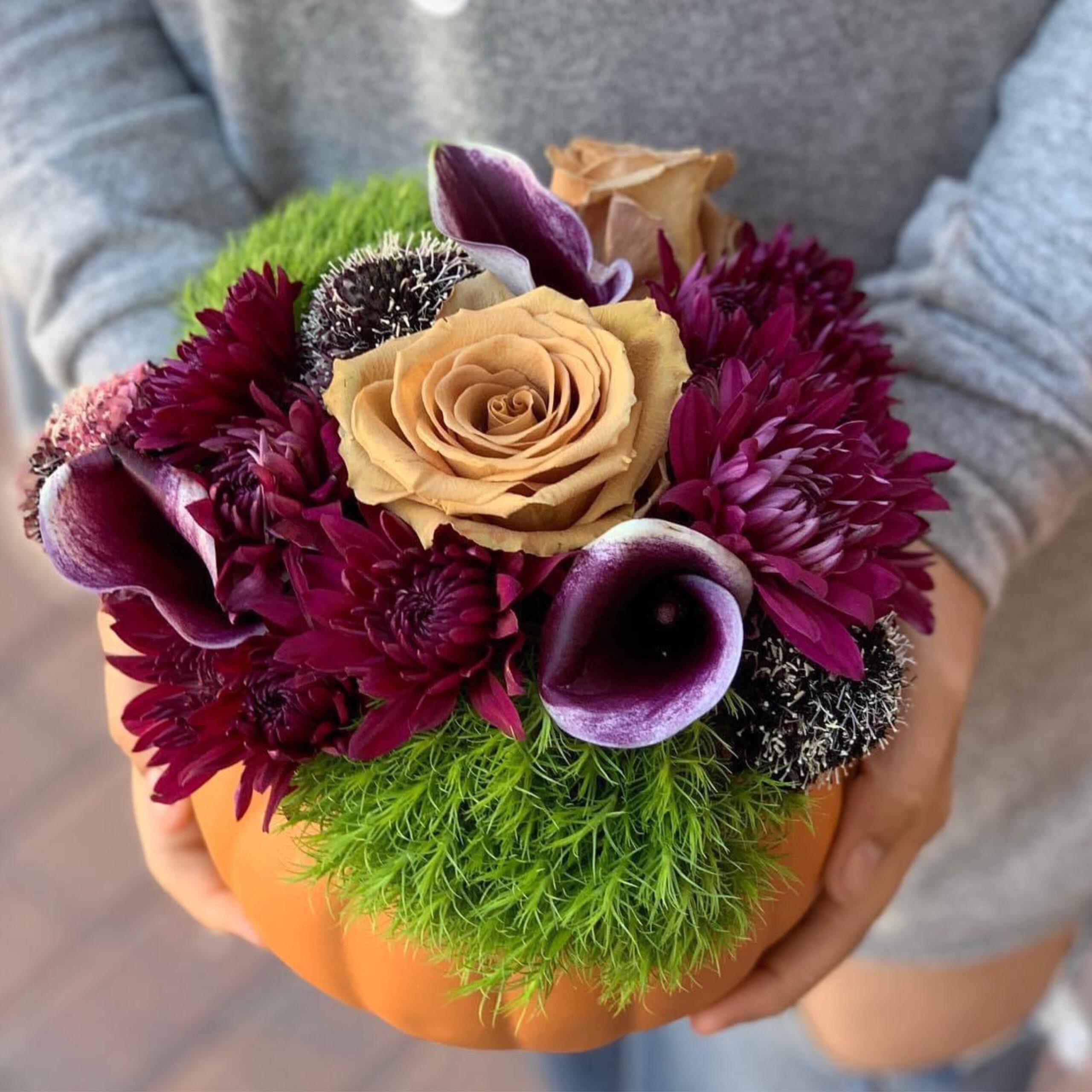 Pumpkin Vase w/ Flowers